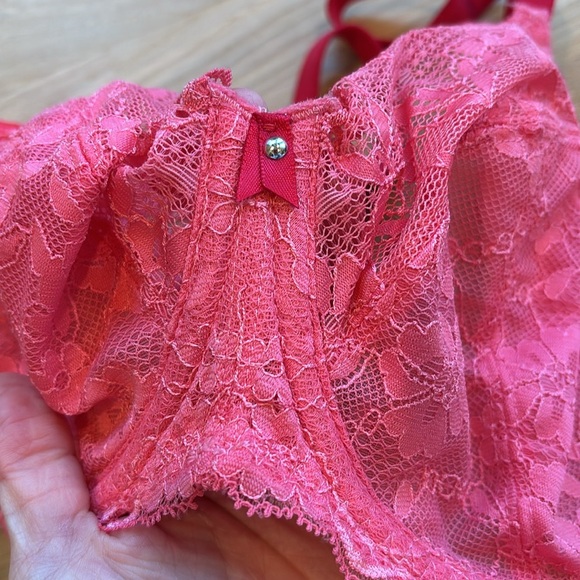 Freya Bra Pink Offbeat Side Support Unlined Lace NWOT Size 32H - Picture 3 of 6